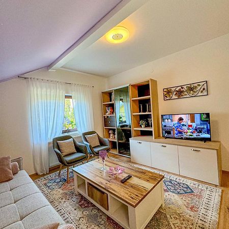 Apartman Mibel 萨格勒布 外观 照片