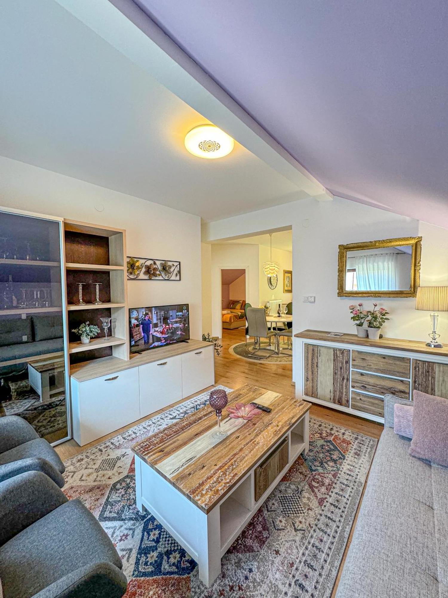Apartman Mibel 萨格勒布 外观 照片
