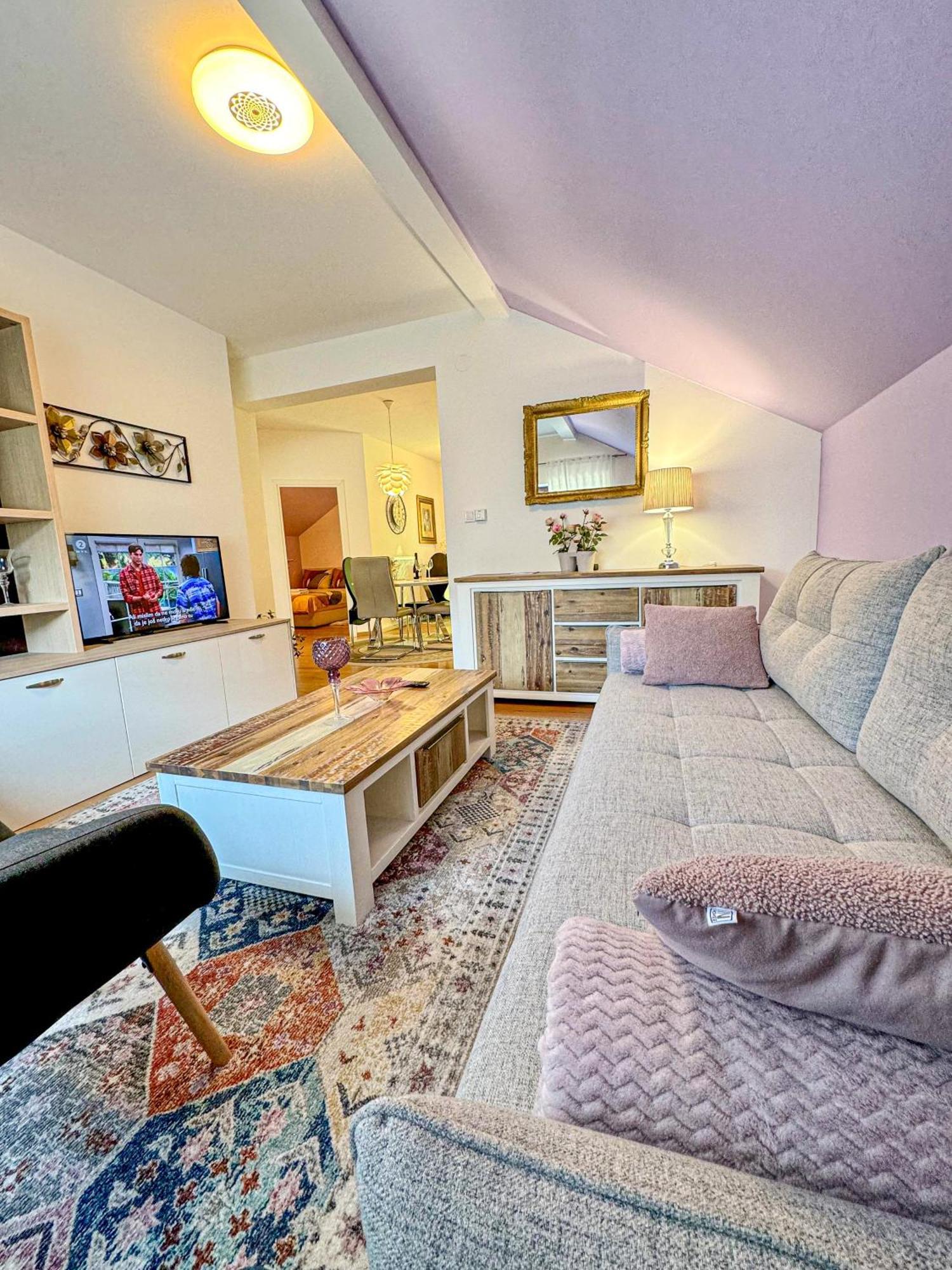 Apartman Mibel 萨格勒布 外观 照片